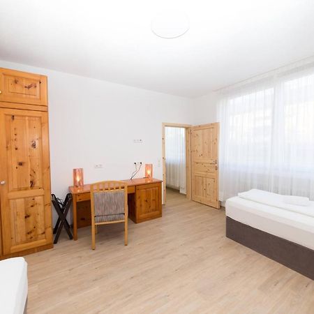 Apartamente Pfullingen Exterior photo